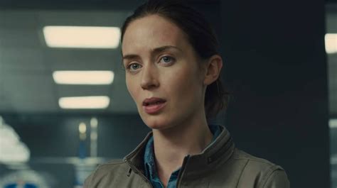 emily blunt nudity|Emily Blunt Shut Down A Nude Scene In One Of Her Most。